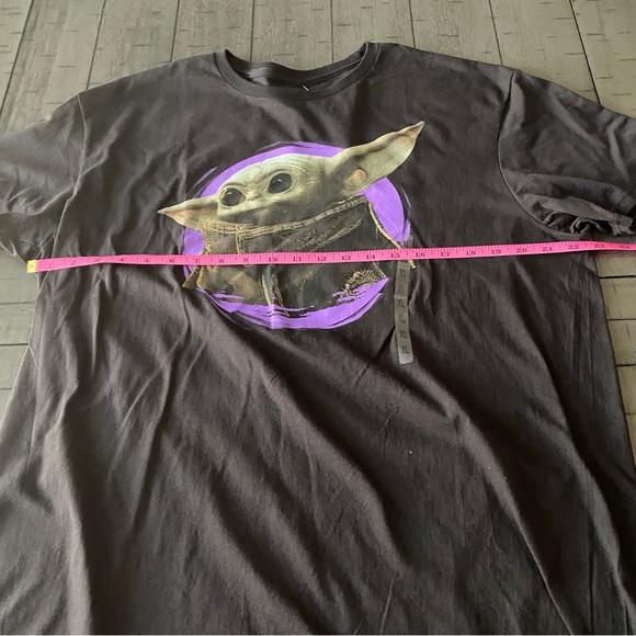NWT Star Wars Black Tee with Baby‎ Yoda and Purple Accent Size XL - Picture 11 of 12